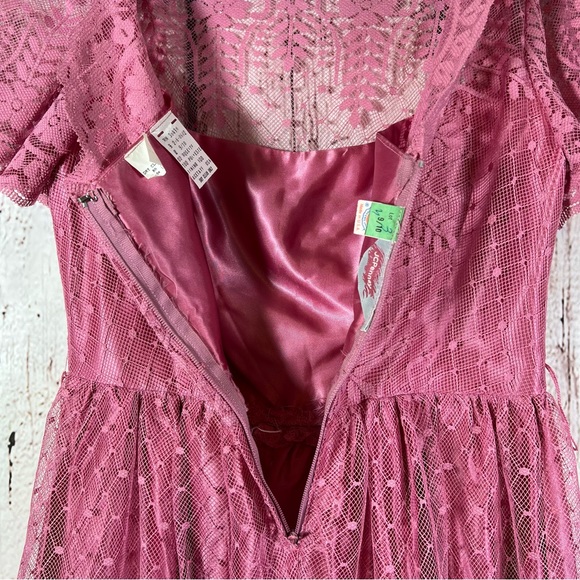 Vintage JCPenney 80’s “Pretty in Pink” Lace Overlay Prom Union Made Dress SMALL - Picture 9 of 15